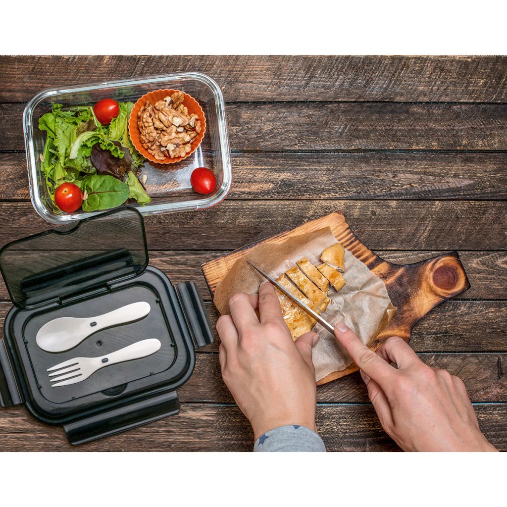 Szklany lunch box ze sztućcami Lagos 1000 ml - obrazek 3