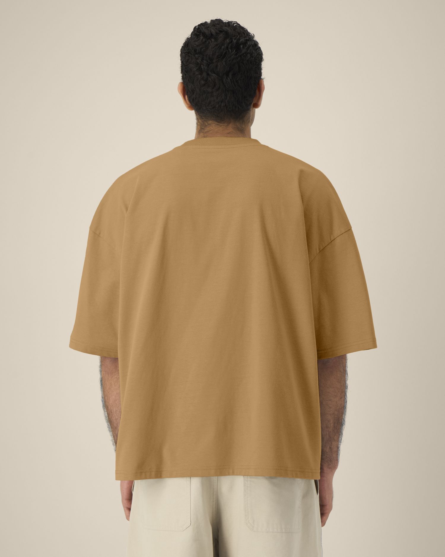 T-shirt unisex boxy z bawełny z recyklingu - obrazek 10