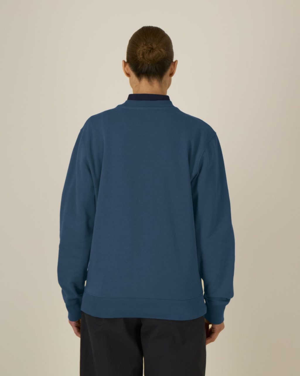 Bluza unisex crewneck Iconic - obrazek 5