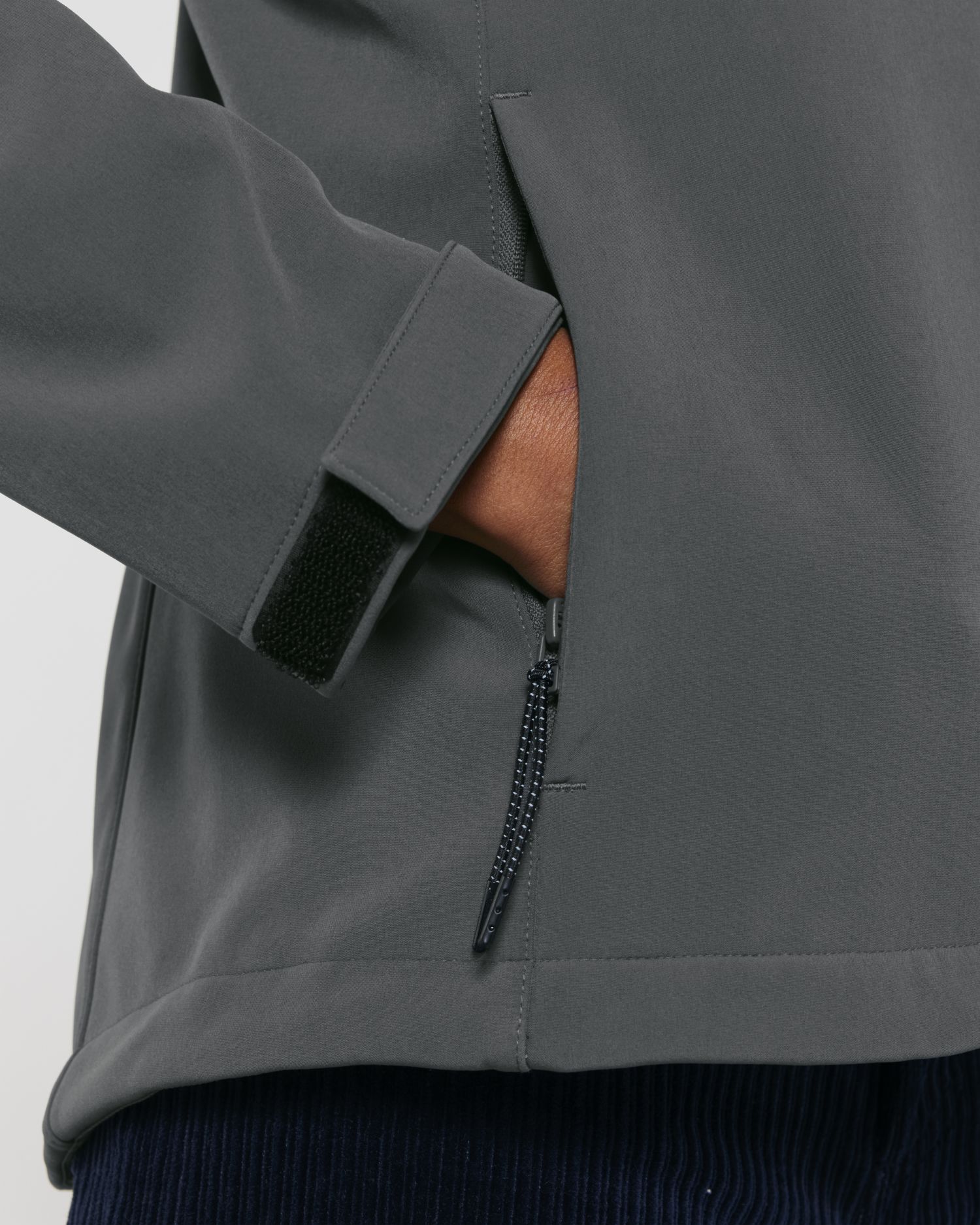 Kurtka softshell damska z kapturem - obrazek 7