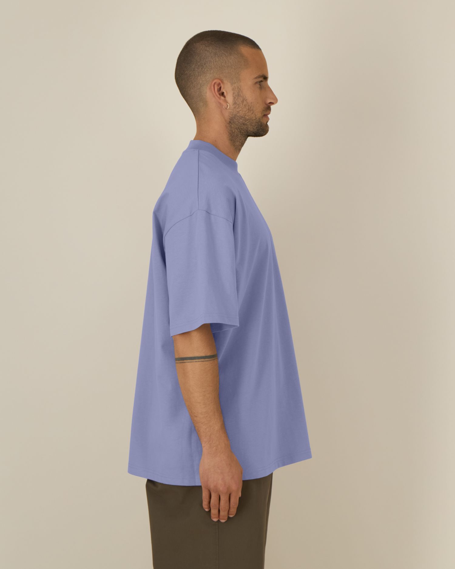 T-shirt unisex oversized ze stójką - obrazek 4