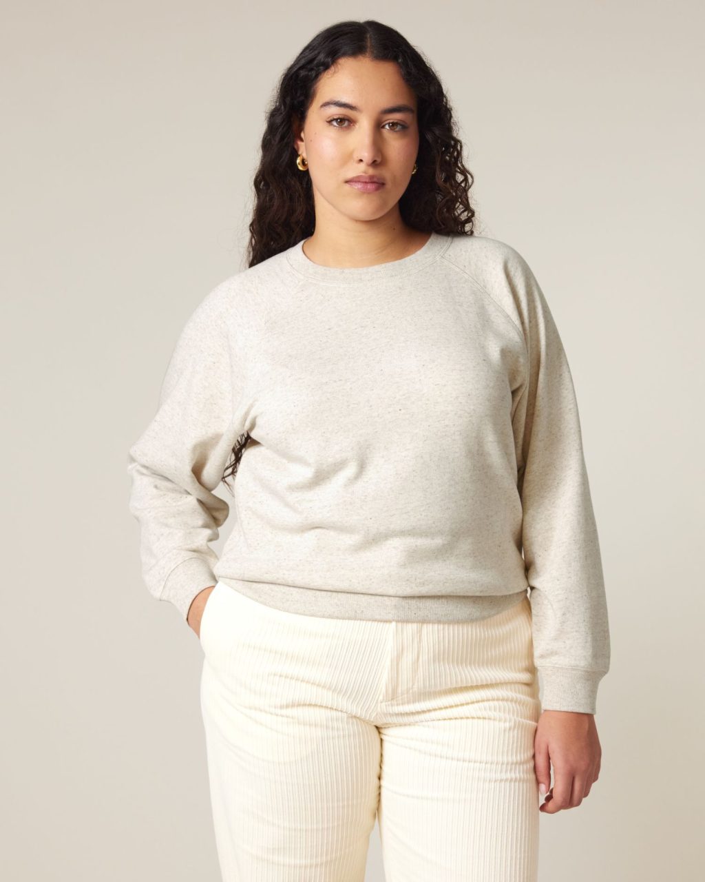 Bluza damska crewneck z rękawami raglanowymi - obrazek 6